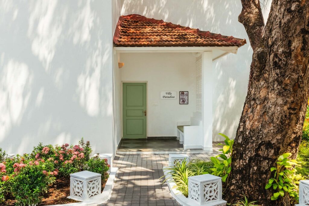 villa-paradiso-678b4d